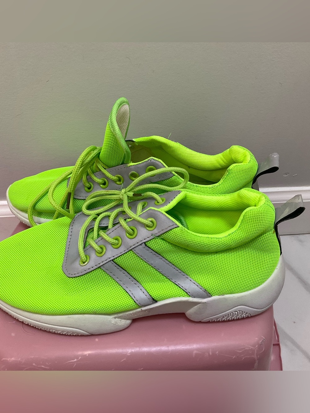 Vintage Neon Green Mesh Sneakers with Gray Accents